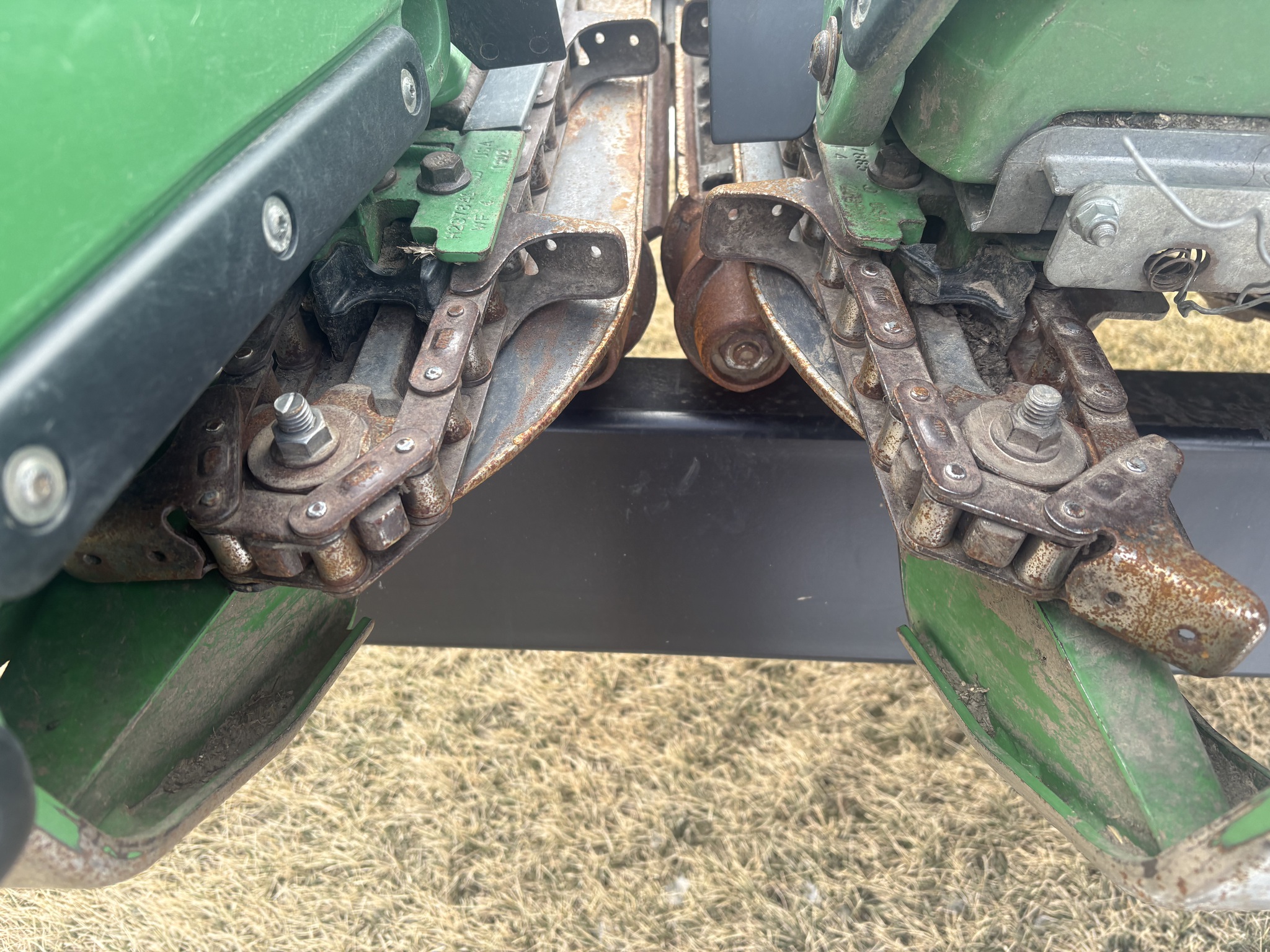  2014 John Deere 616C at Heritage Tractor in Roanoke, IL