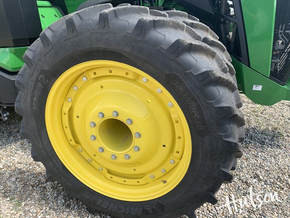 Photo of 2025 John Deere 8R 310