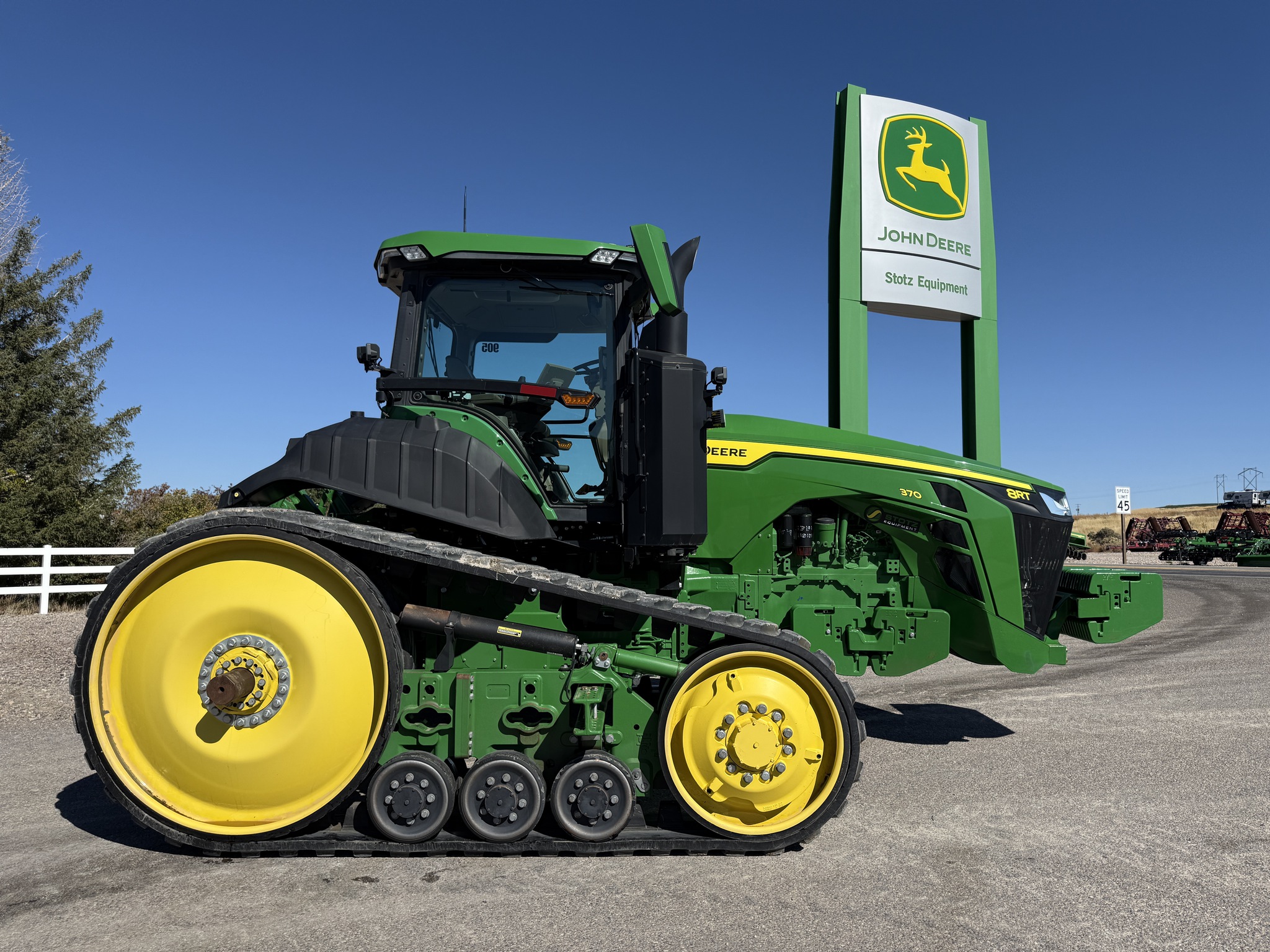 2021 John Deere 8RT 370 Image 6