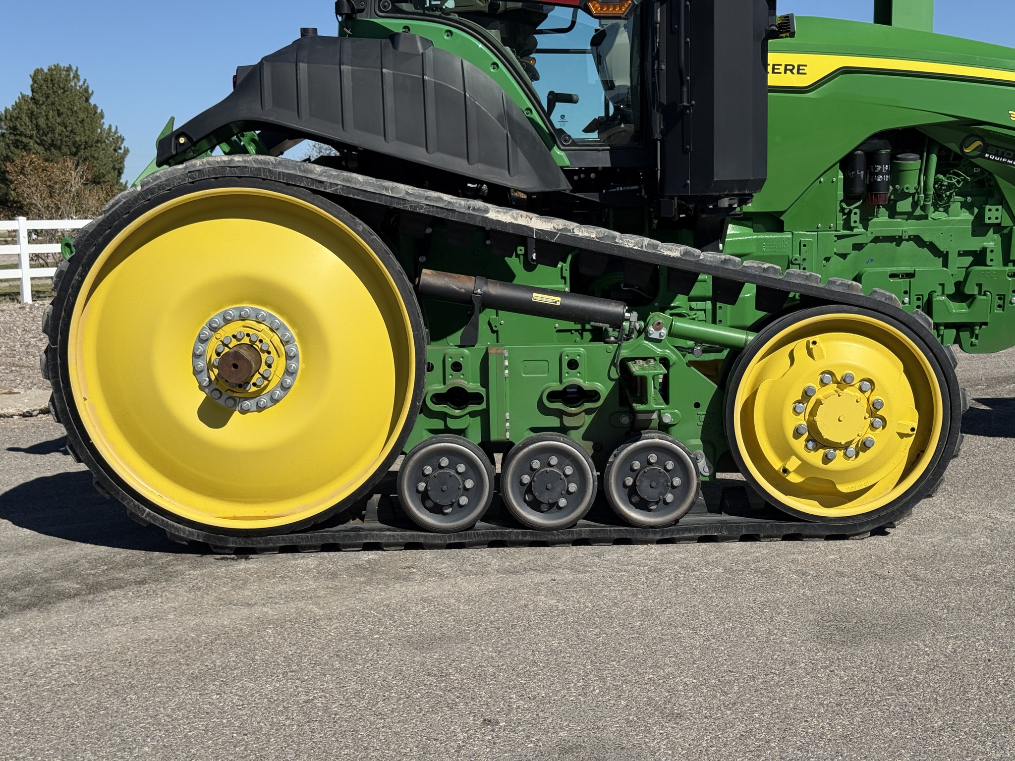 2021 John Deere 8RT 370 Image 24