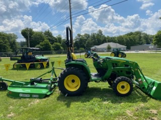 2025 John Deere 3025E Image 4