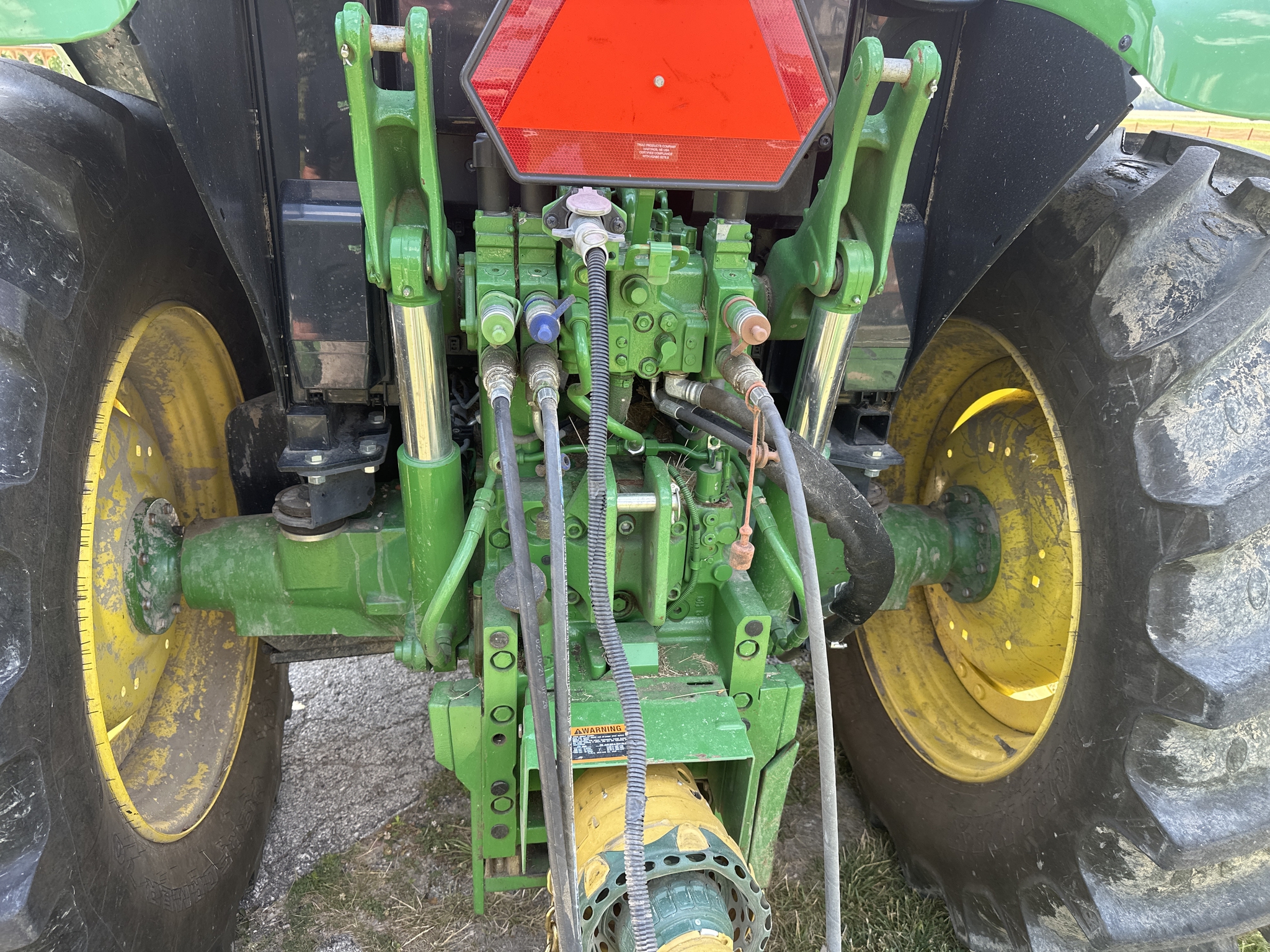2023 John Deere 6120M Image 17