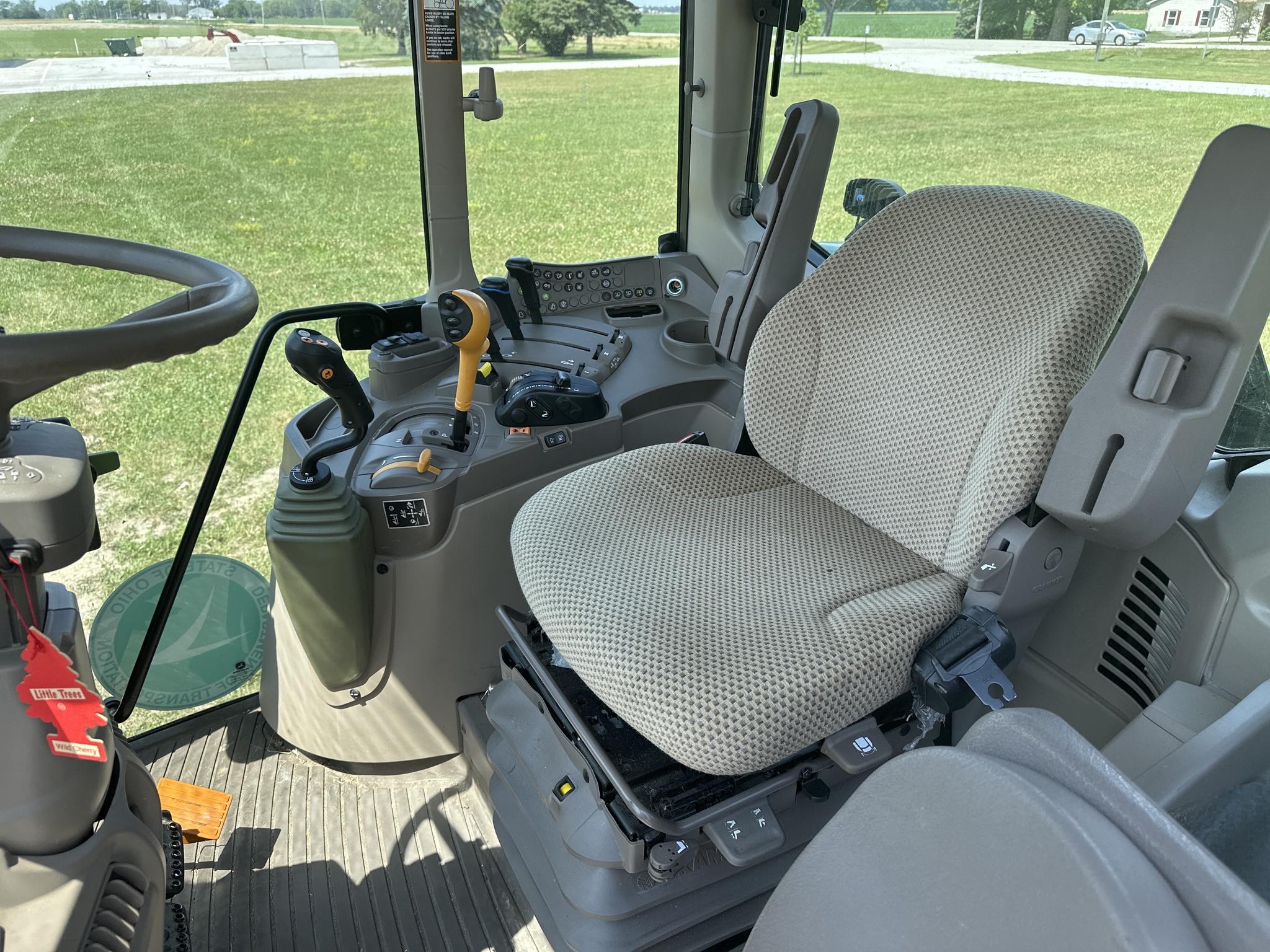 2023 John Deere 6120M Image 22