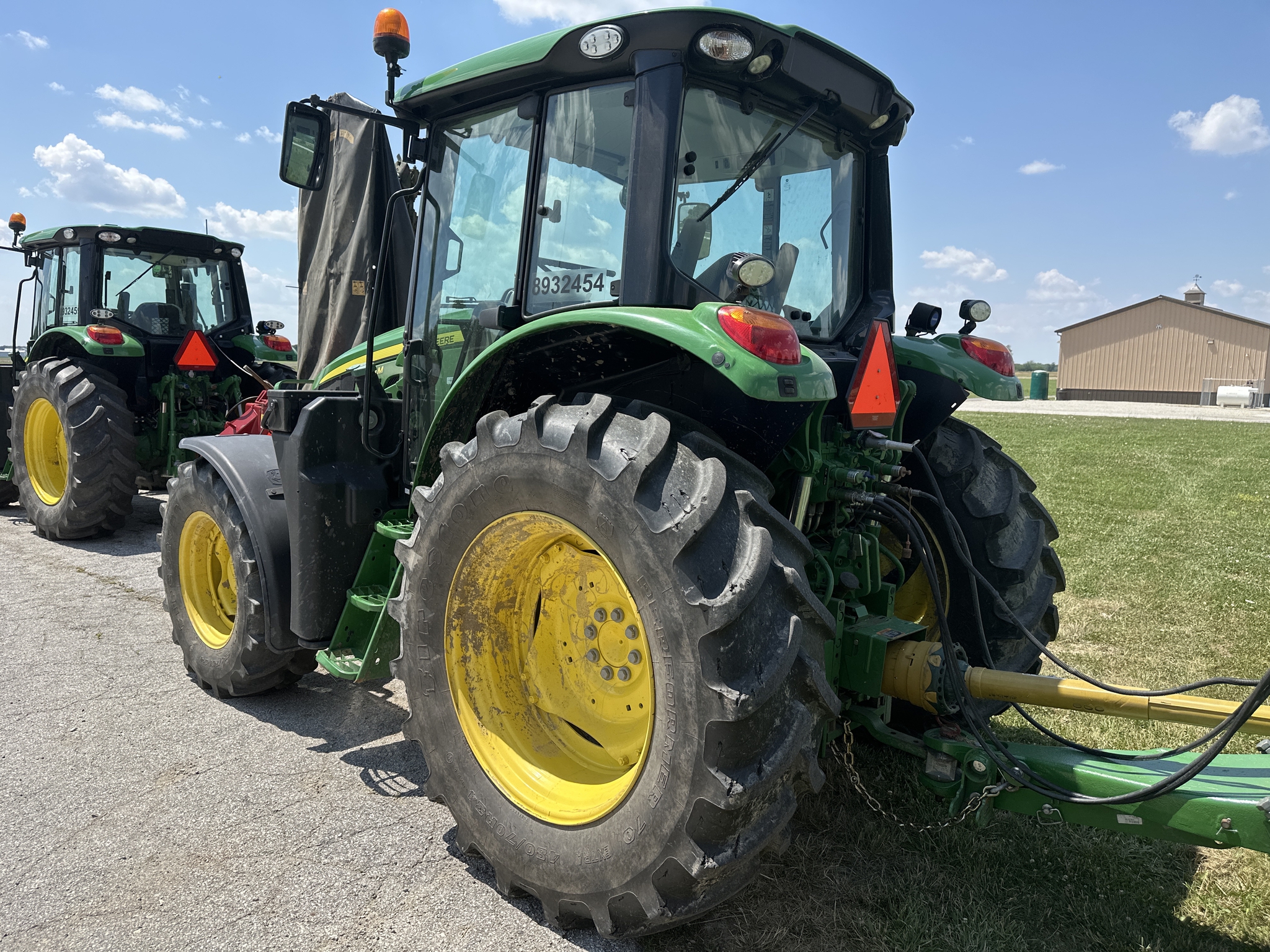 2023 John Deere 6120M Image 3