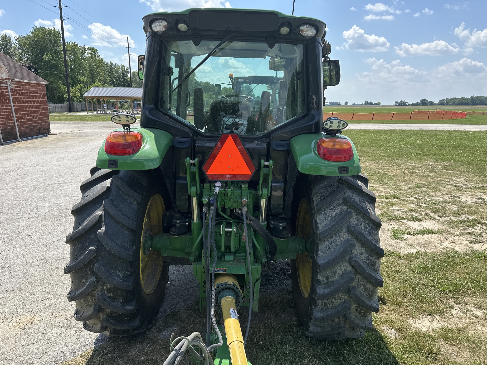 2023 John Deere 6120M Image 4