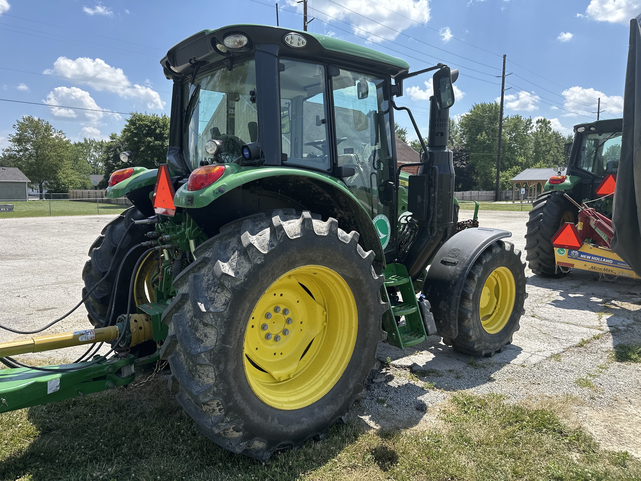 2023 John Deere 6120M Image 5