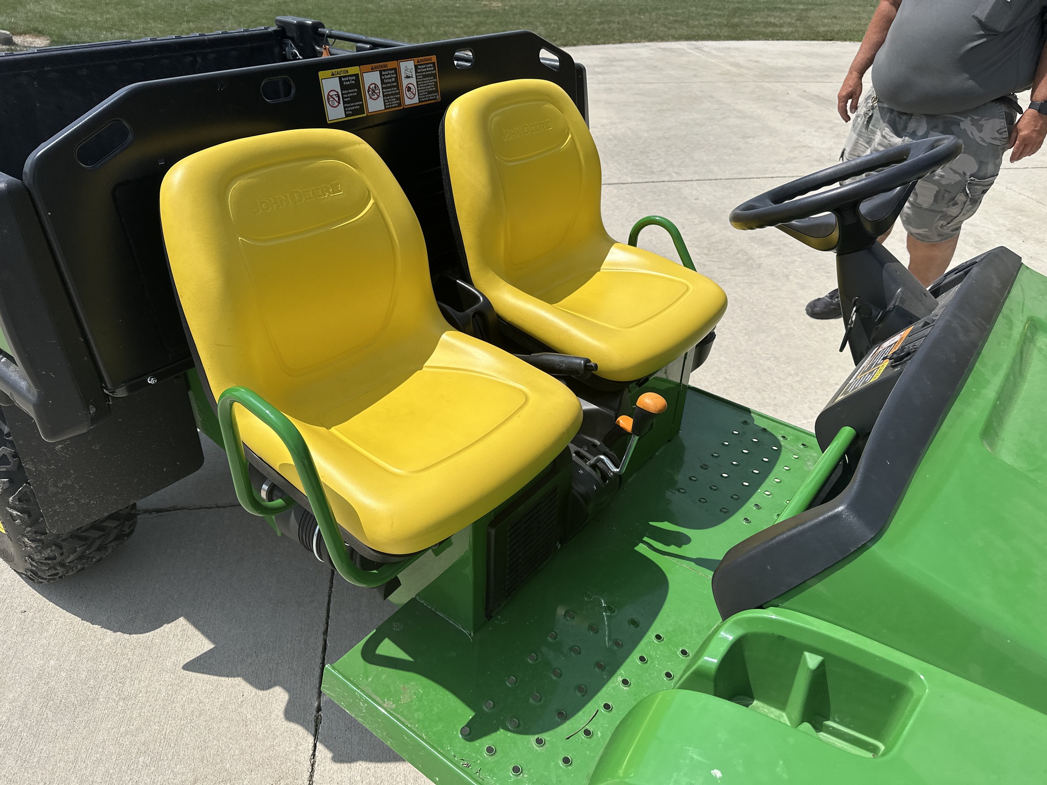 2024 John Deere TX Image 8