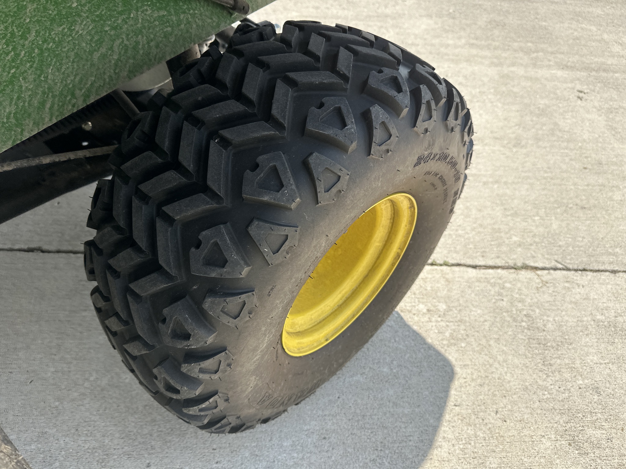 2024 John Deere TX Image 12