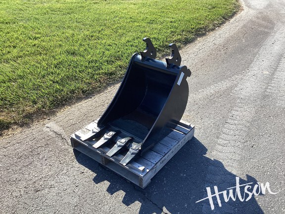 Photo of 2024 John Deere BYT10978