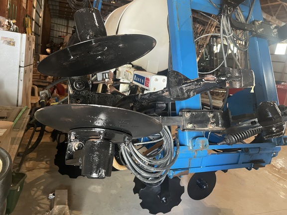 Used -- AG Systems Inc. 3000 Nutrient Application at Koenig Equipment in Oxford, OH - Photo7