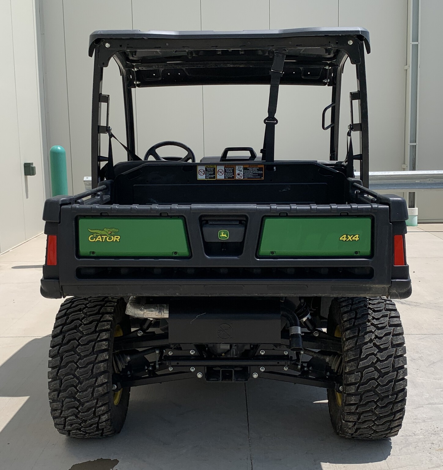 2023 John Deere XUV 835E Image 4