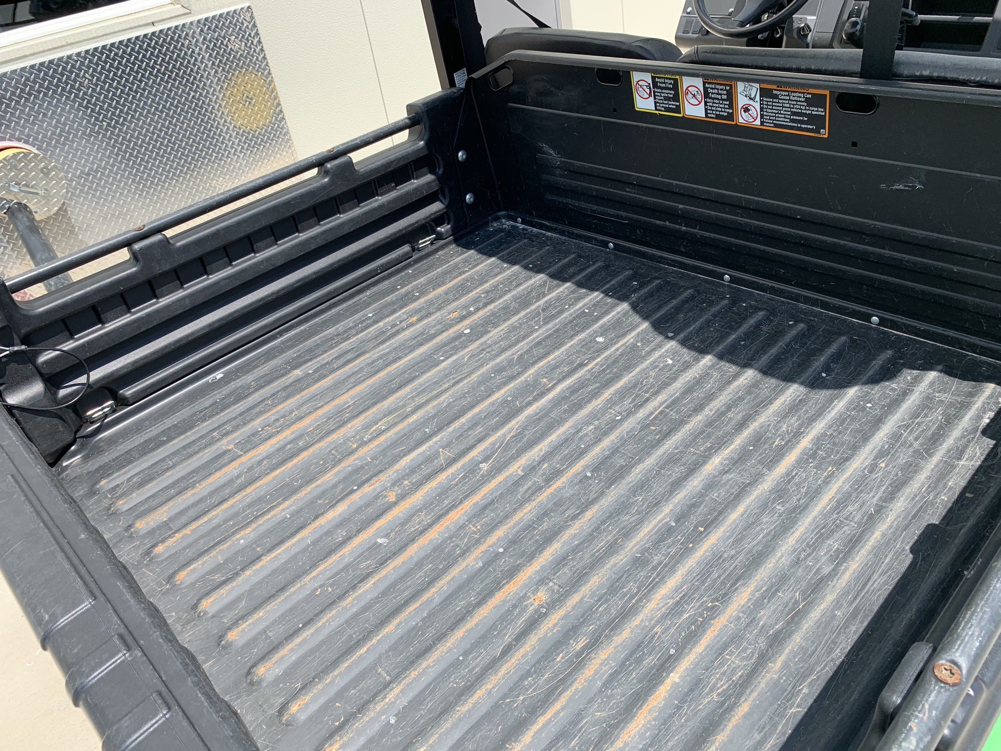 2023 John Deere XUV 835E Image 13