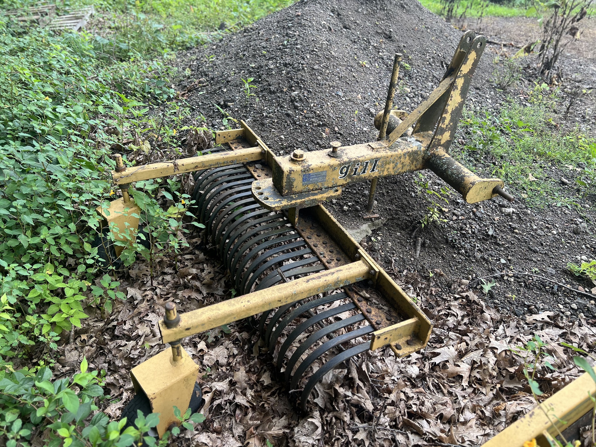 GILLES 5' LANDSCAPE RAKE Image 1