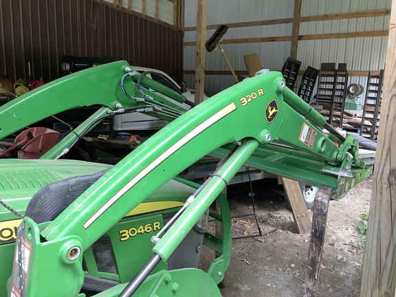 Photo of 2022 John Deere 3046R