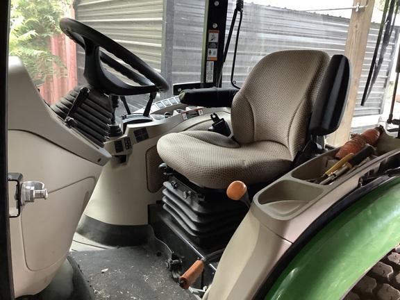 Photo of 2022 John Deere 3046R