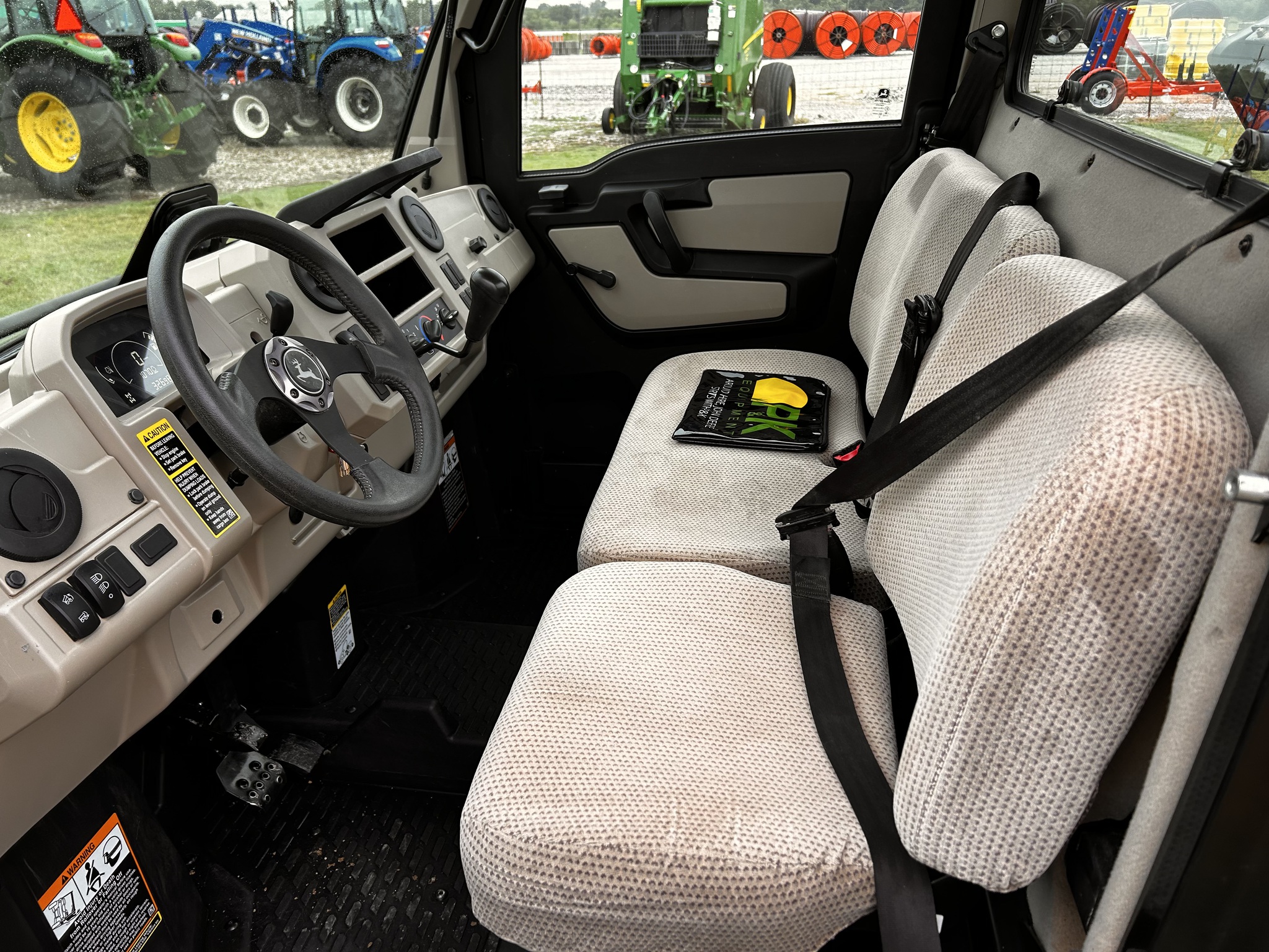 2020 John Deere XUV 835R Image 12