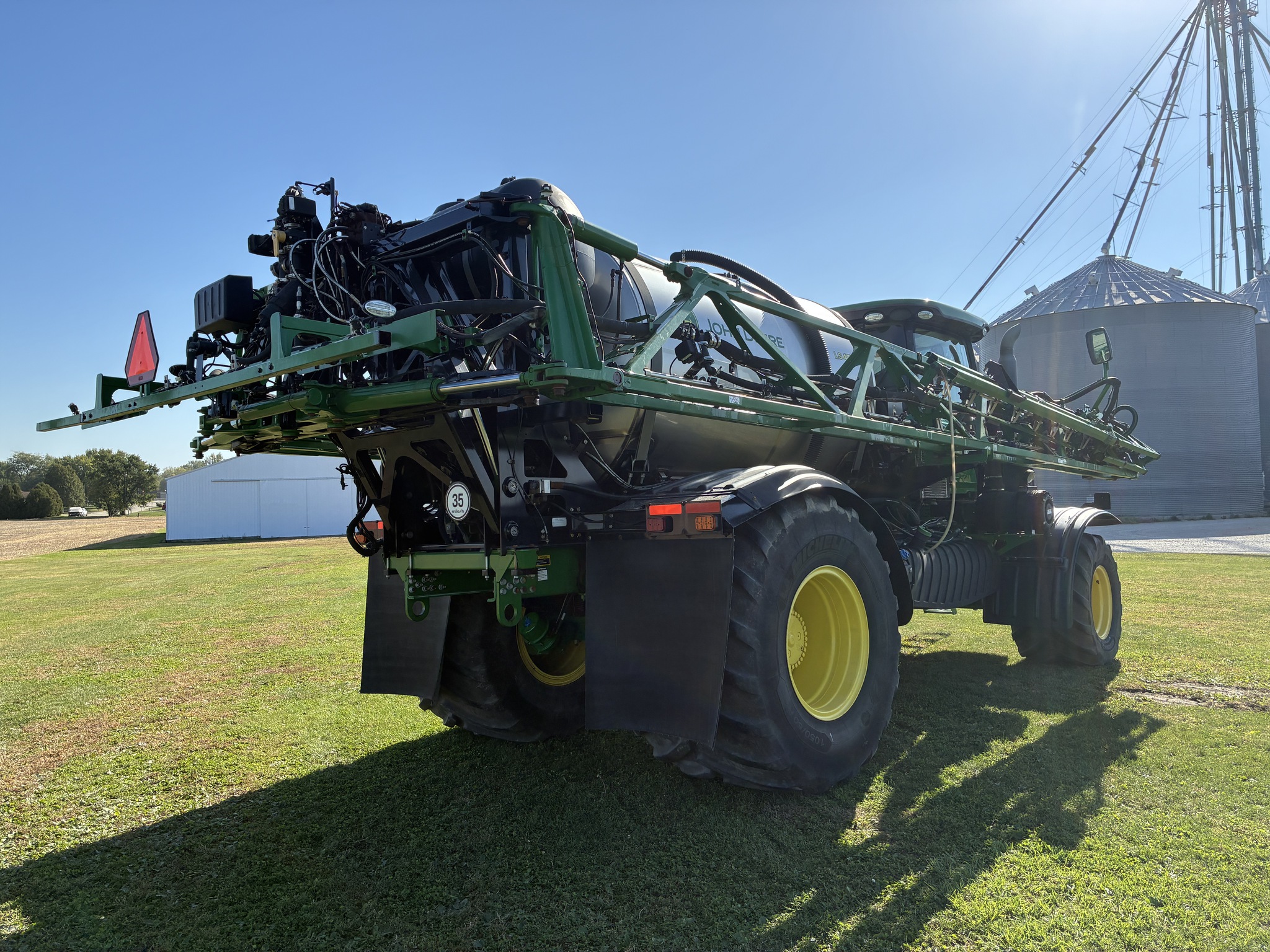 2019 John Deere F4365 Image 5