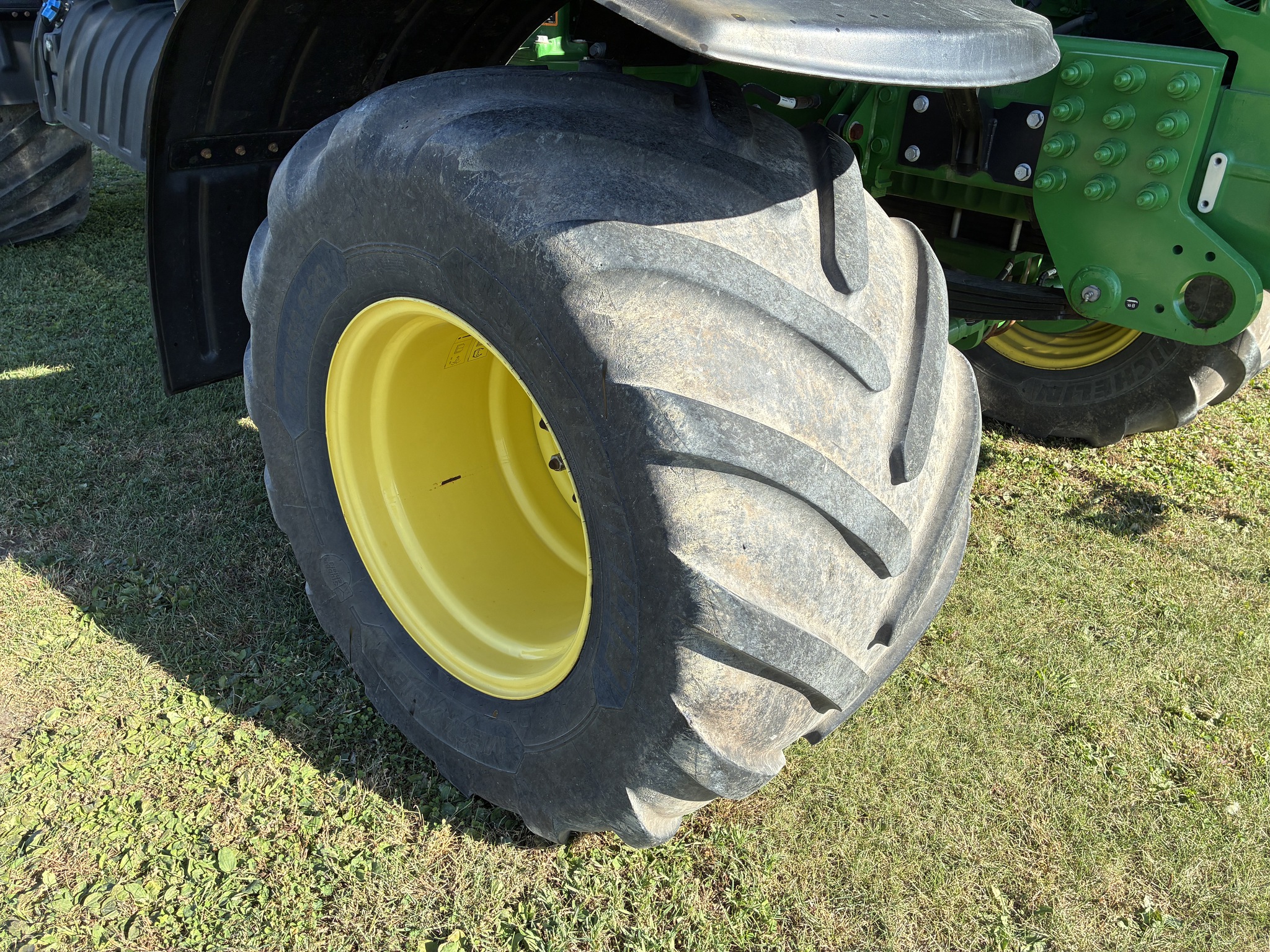 2019 John Deere F4365 Image 13