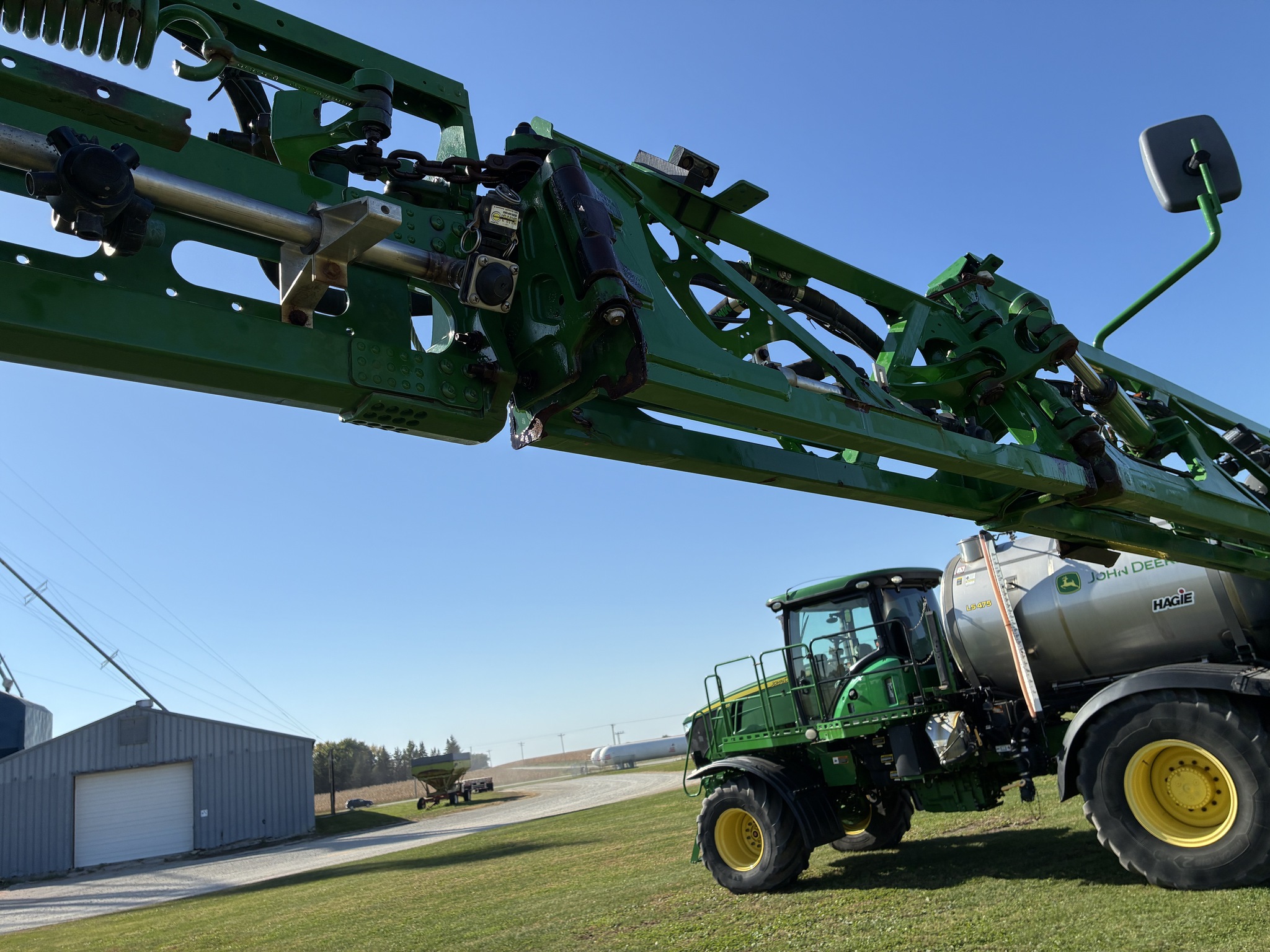 2019 John Deere F4365 Image 33