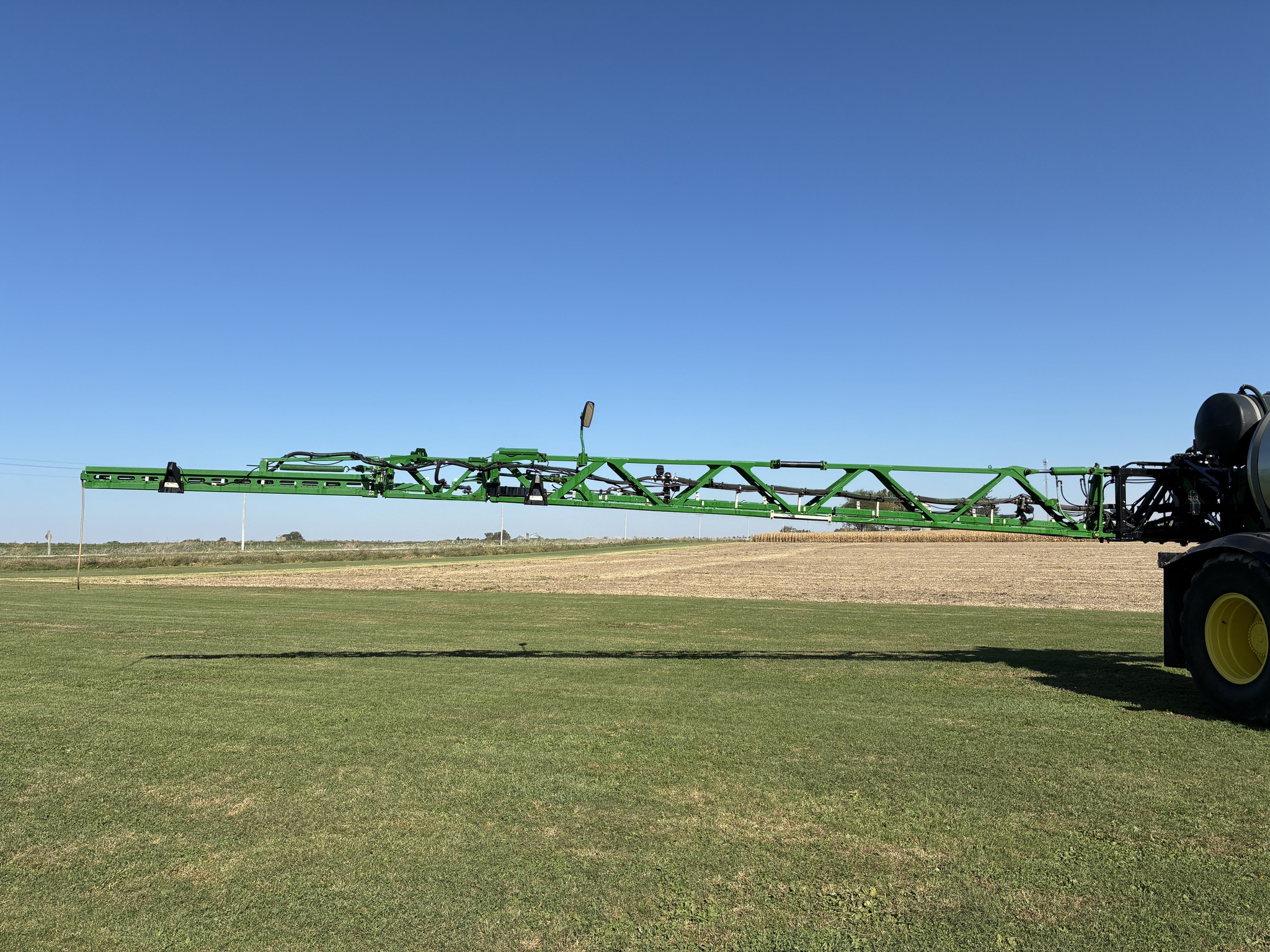 2019 John Deere F4365 Image 37