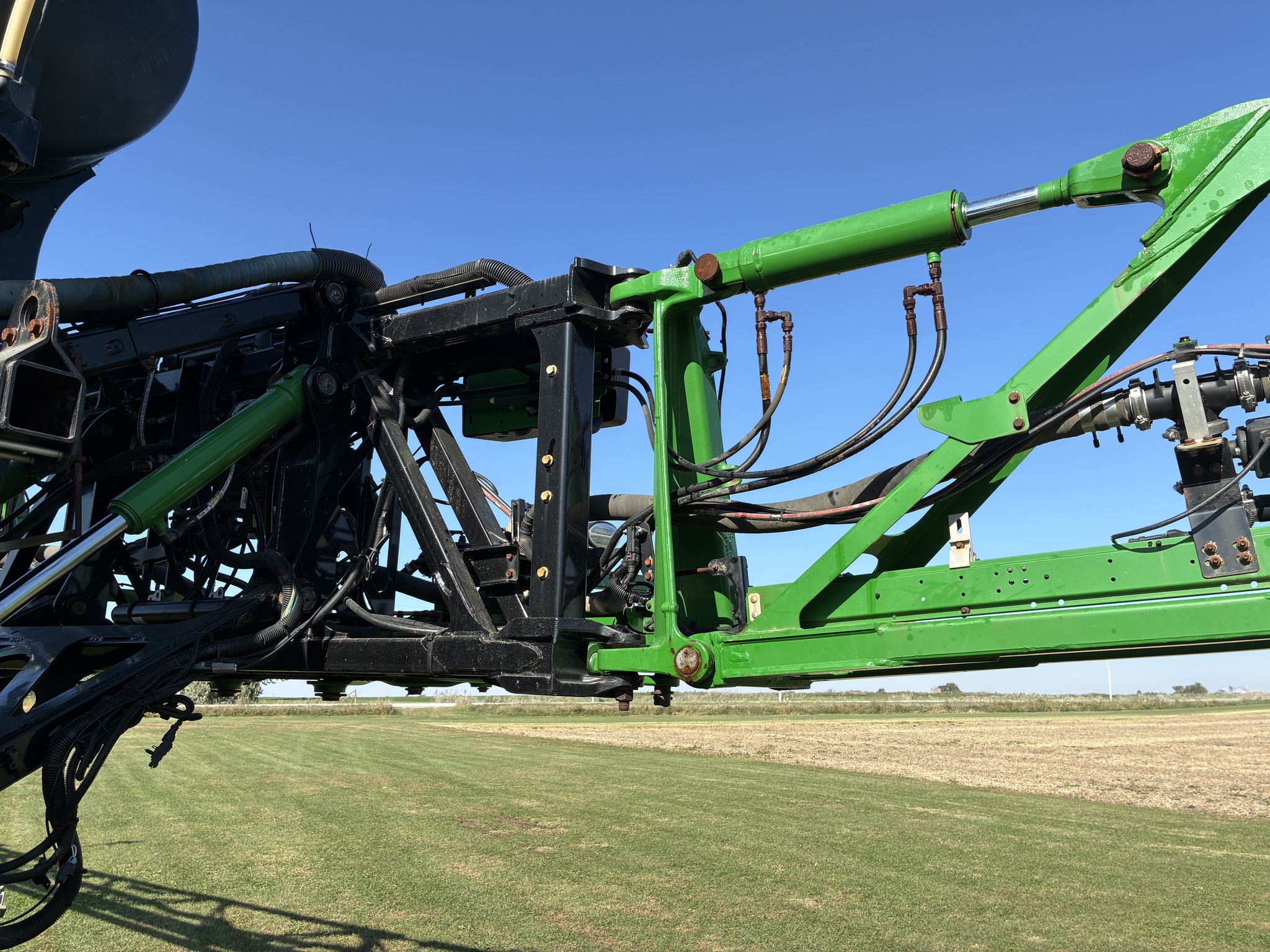 2019 John Deere F4365 Image 39