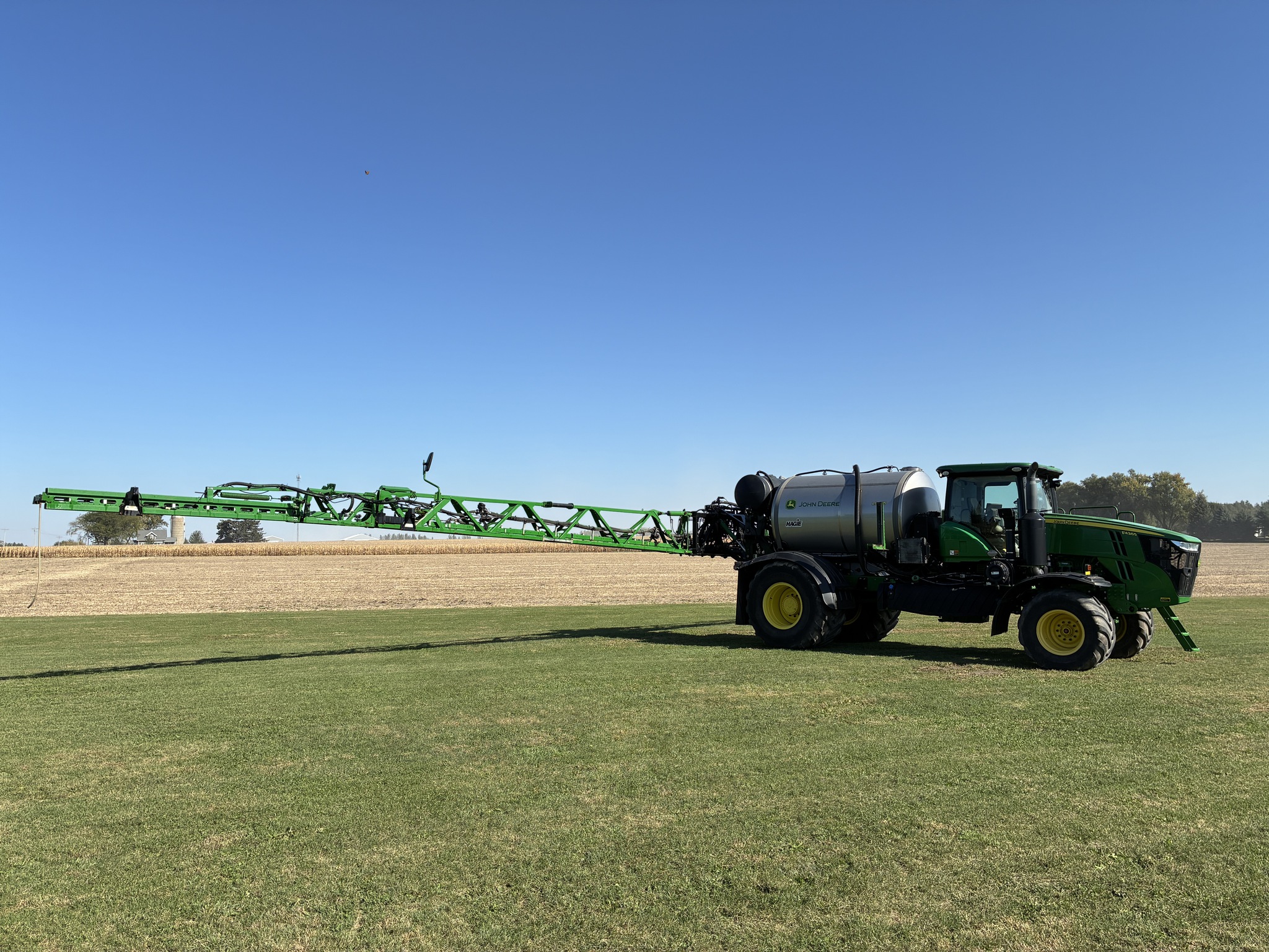 2019 John Deere F4365 Image 48