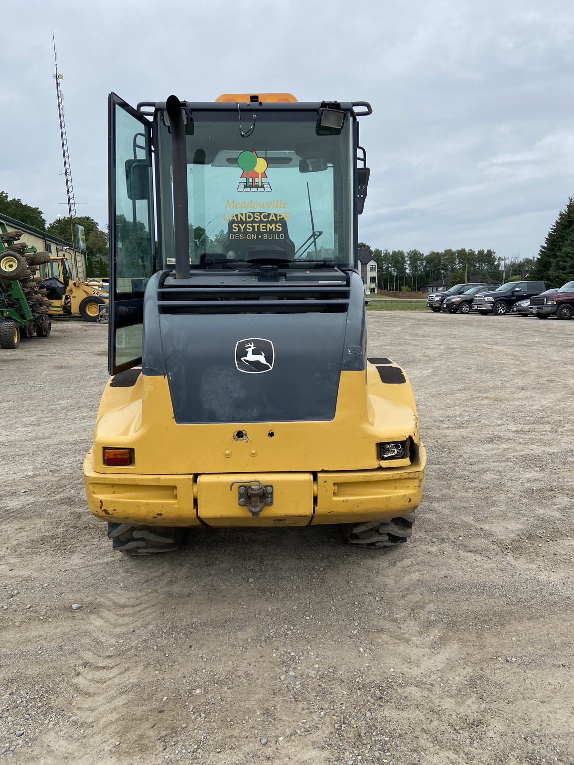 2011 John Deere 244J Image 4