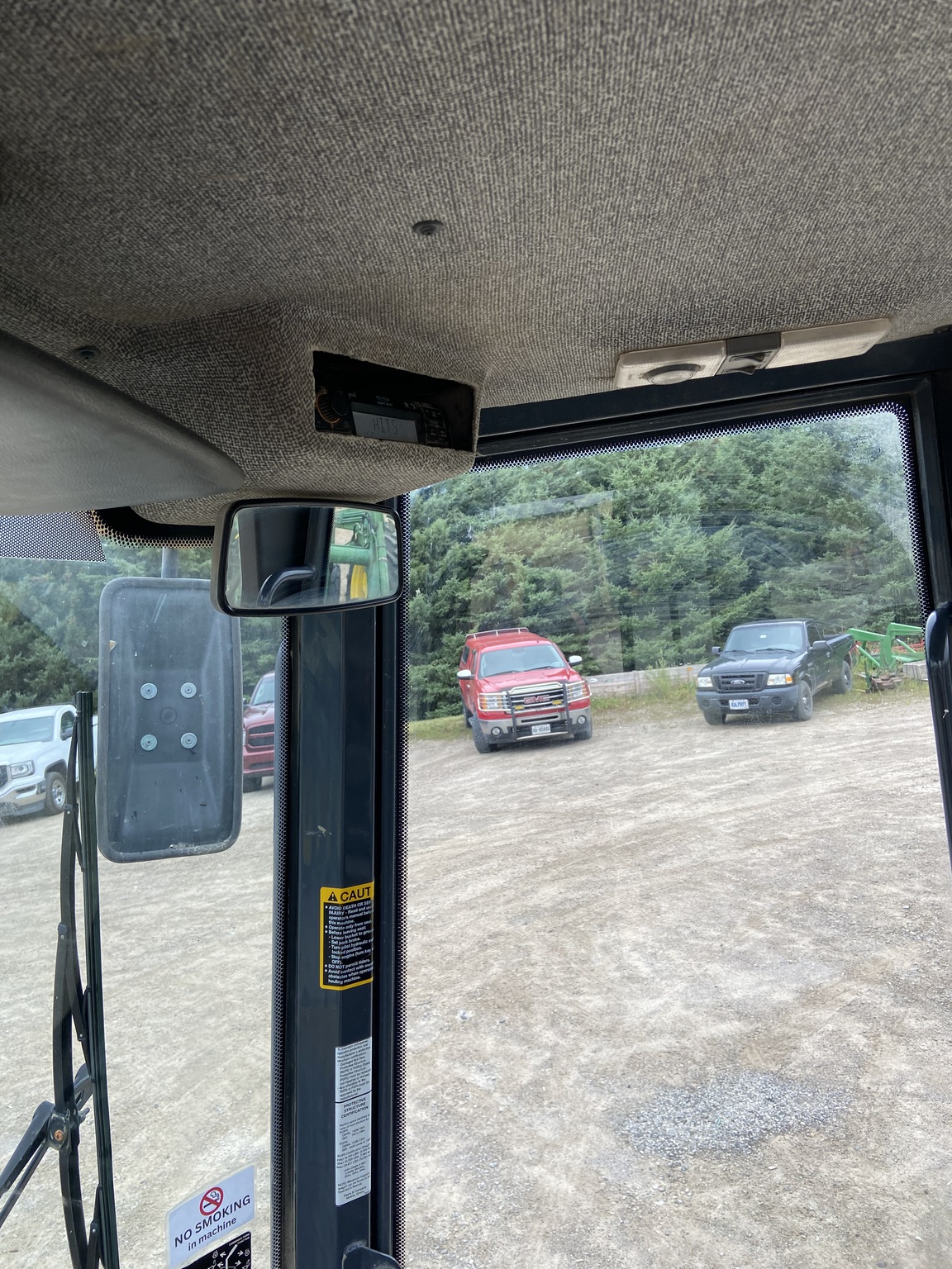 2011 John Deere 244J Image 19