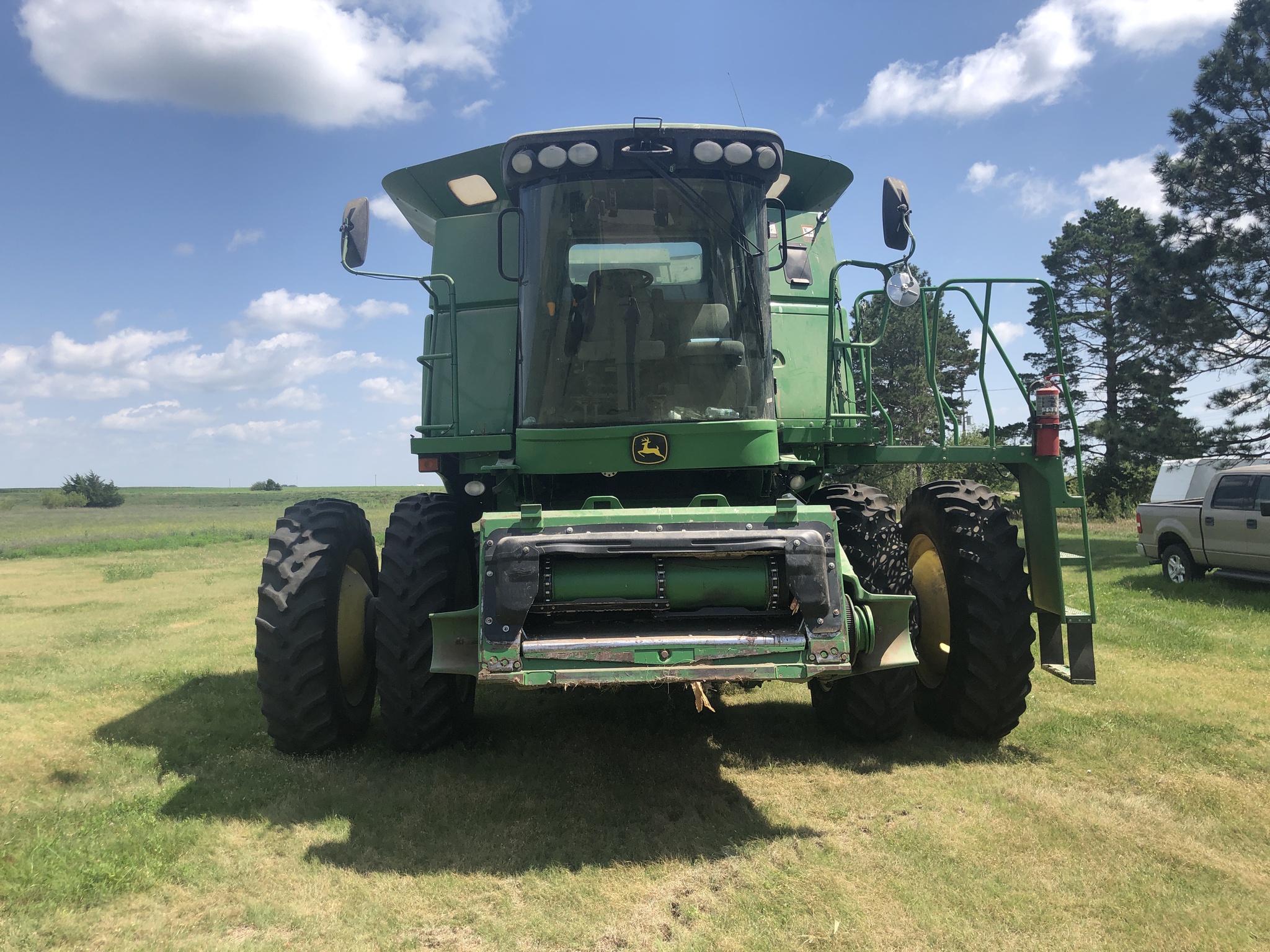 2009 John Deere 9670 STS Image 2