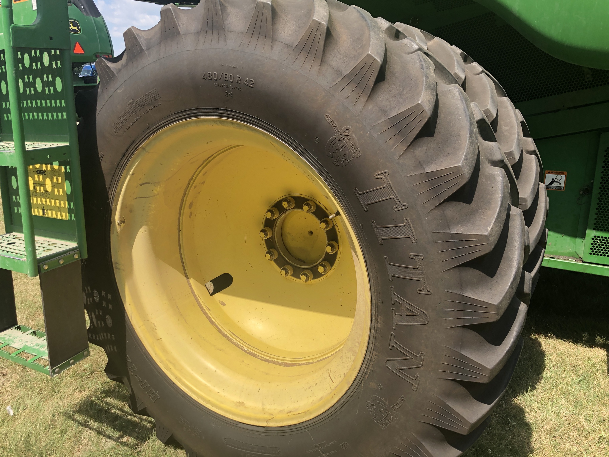 2009 John Deere 9670 STS Image 16