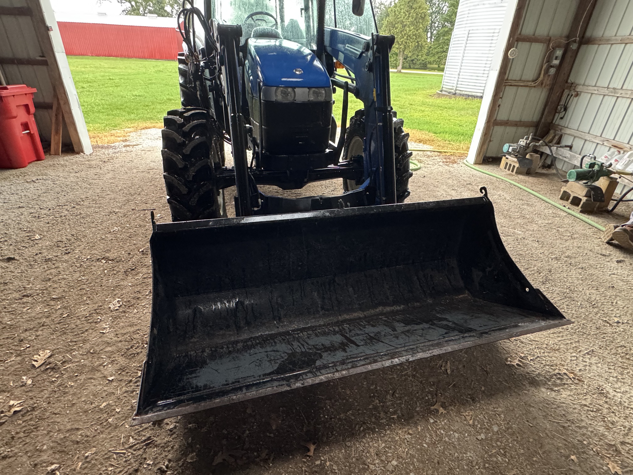 2007 New Holland TD95D Image 4