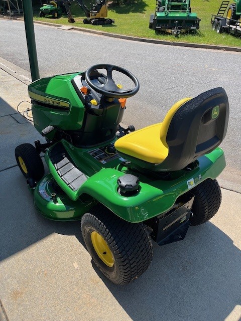 2025 John Deere X350 Image 7