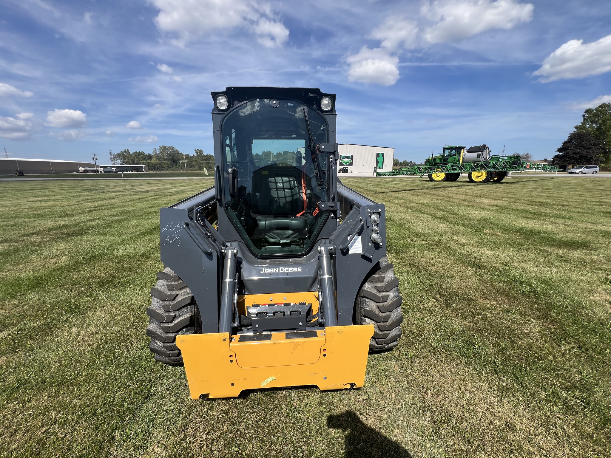 2025 John Deere 324G Image 1