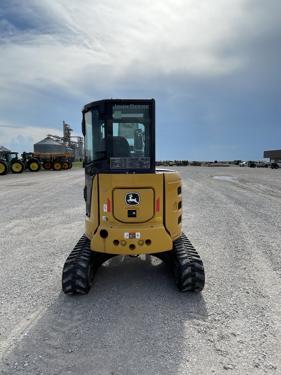 2023 John Deere 35G Image 3
