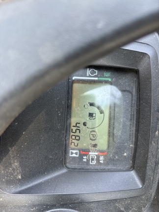 Used 2016 John Deere X584 Lawn & Garden Tractors at Koenig Equipment in Oxford, OH - Photo8