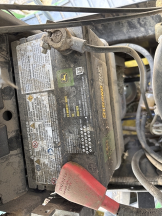 Used 2016 John Deere X584 Lawn & Garden Tractors at Koenig Equipment in Oxford, OH - Photo11