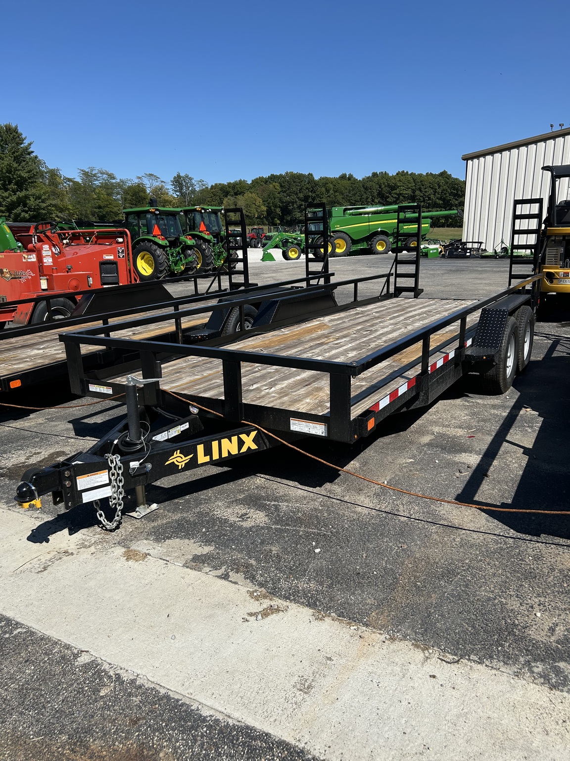 2025 Linx EQ10020-RS Image 3