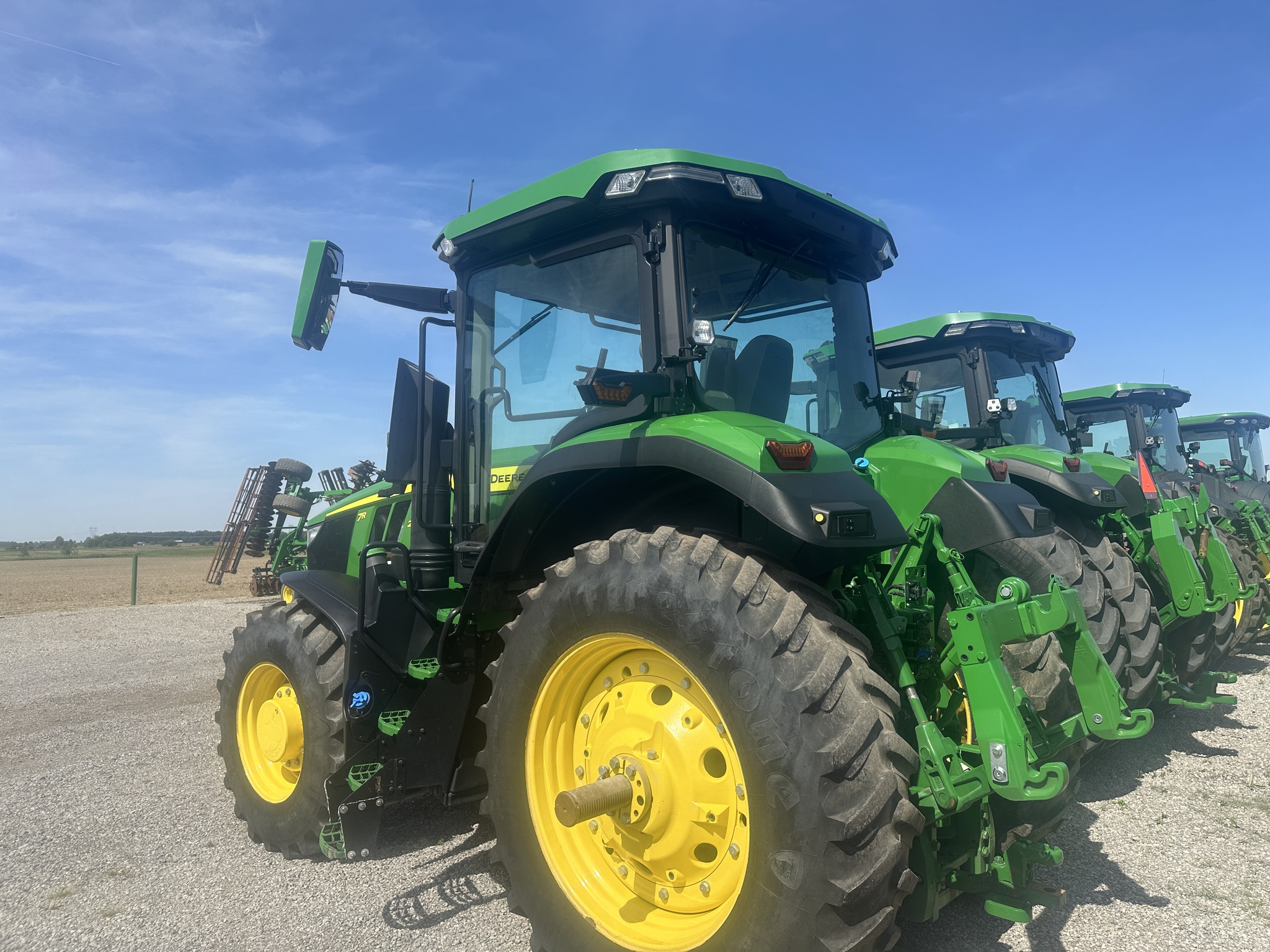 2022 John Deere 7R 210 Image 5