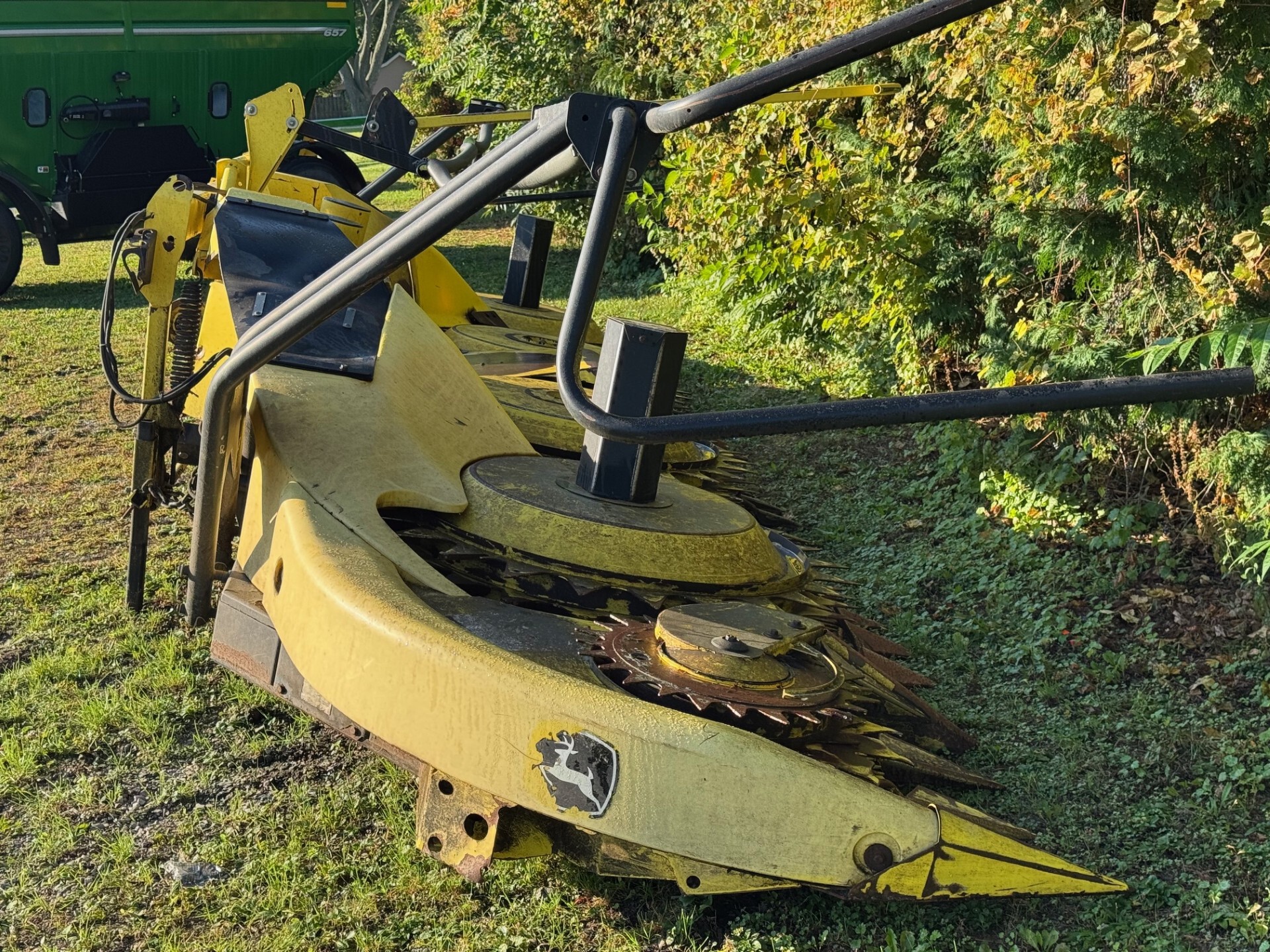 2011 John Deere 770 Image 5