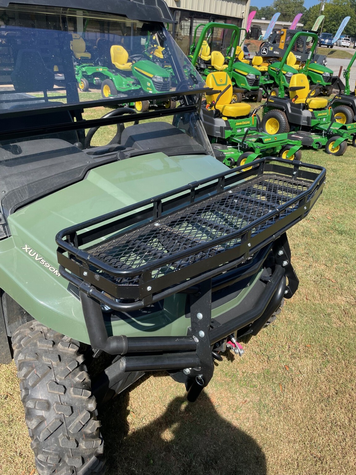 2023 John Deere XUV590M Image 8