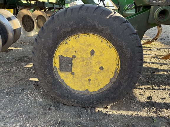 2025 John Deere 2730 - Photo9