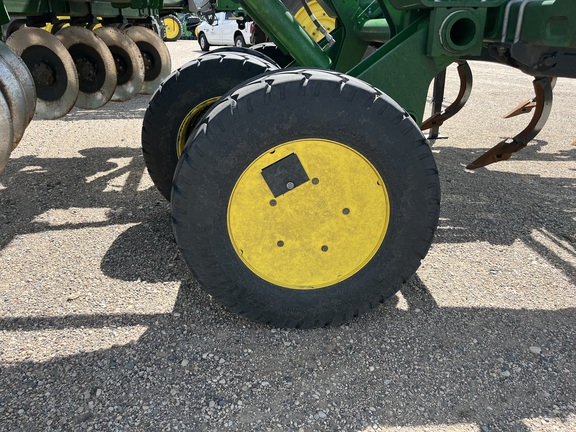 2025 John Deere 2730 - Photo9