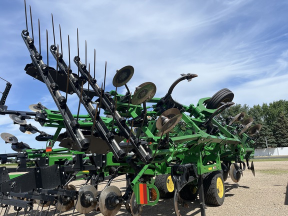 2025 John Deere 2730 - Photo25