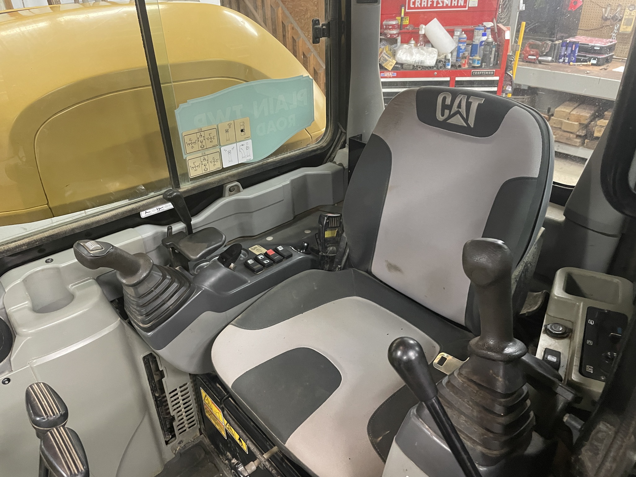 2006 Caterpillar 304C Image 9