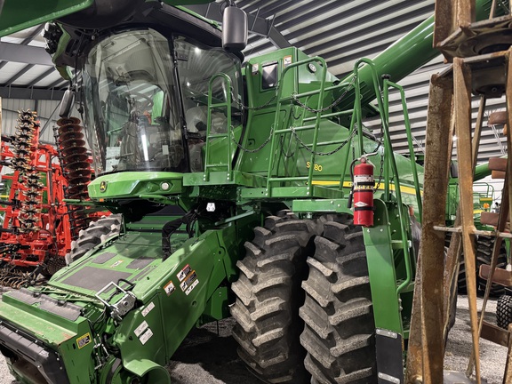 Photo of 2023 John Deere S780