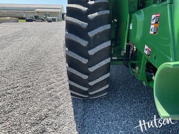 Photo of 2023 John Deere S780