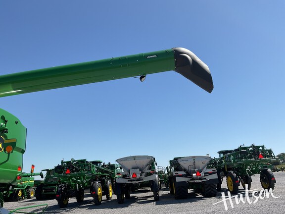 Photo of 2023 John Deere S780