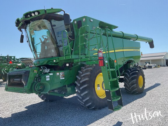 Photo of 2023 John Deere S780