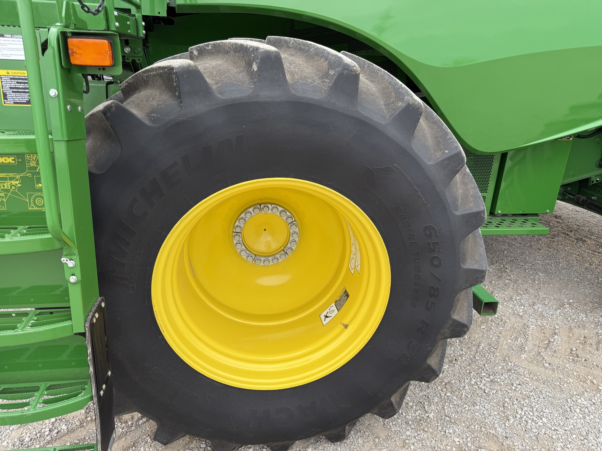  2021 John Deere S780 at Heritage Tractor in Pontiac, IL