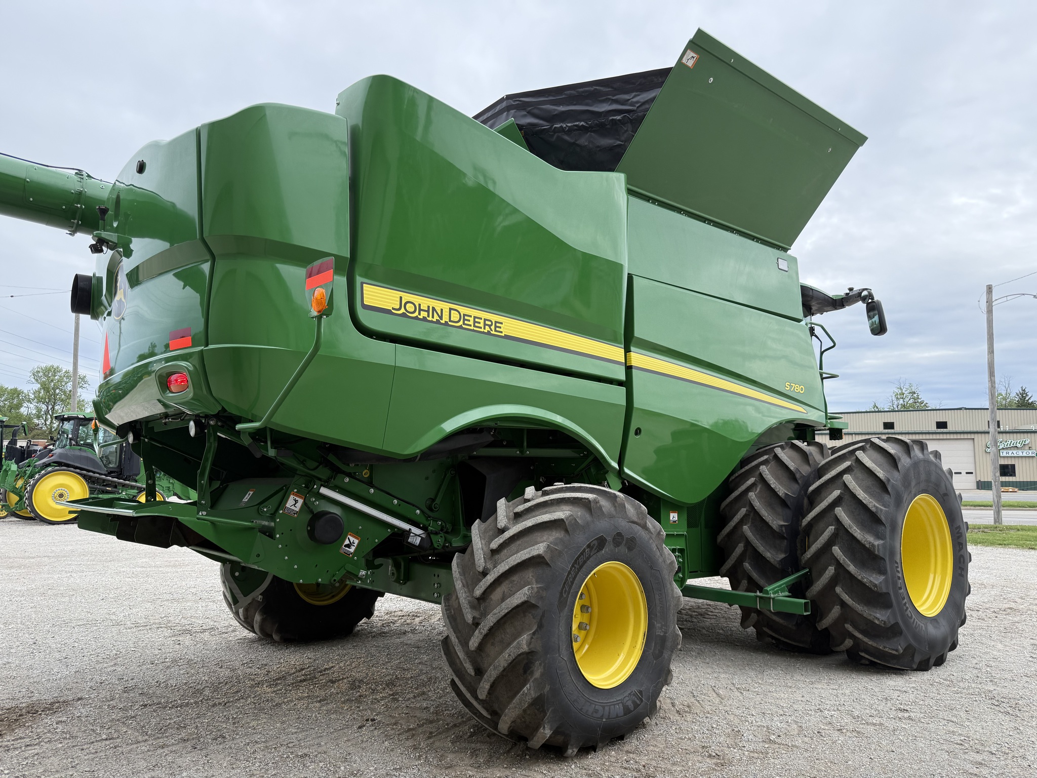  2021 John Deere S780 at Heritage Tractor in Pontiac, IL